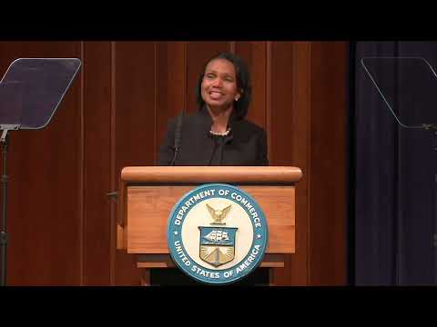 Wideo: Condoleezza Rice sprzedaje Bay Area Home za 2,3 miliona dolarów