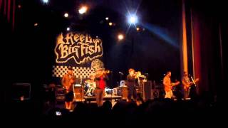 Download lagu Reel Big Fish - Take on Me (live @Vogue Theatre, Vanvouver 15/12/11)