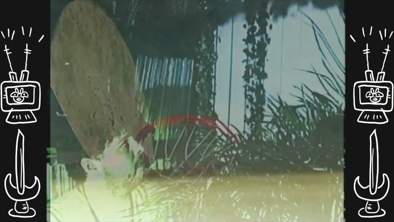 在 YouTube 上观看 Perhapsy - Tuning A String (Official Video) 在 YouTube 上观看 Perhapsy - Tuning A String (Official Video)