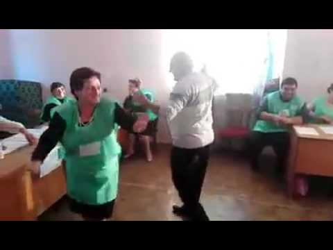 როგორ ცეკვავენ ცესკოში შესვენებისას