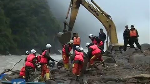 Landslide kills 19 in China