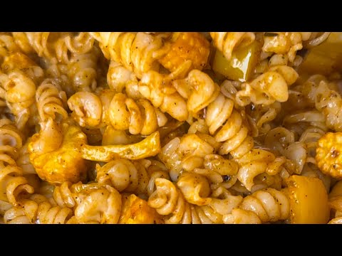 Easy Pasta Pizza Recipe | Pasta Pizza Recipe | Anjum's Food - YouTube