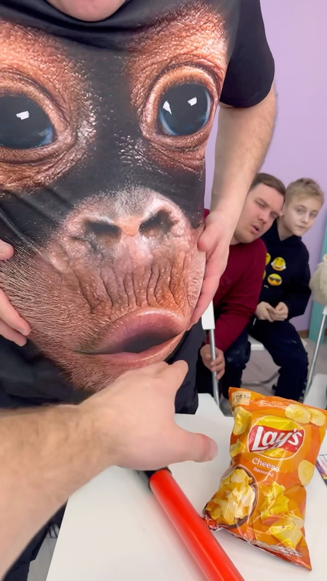 Gorilla ? Blowing