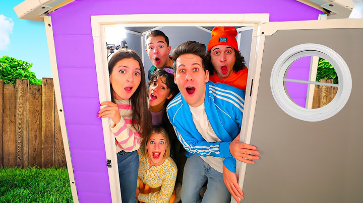24 ORE NELLA CASA PIÙ PICCOLA DEL MONDO CON I NOSTRI AMICI!!