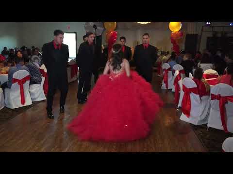 Tiempo De Vals Quinceanera | Esmeralda