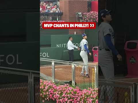 MVP chants at the Bank as Shohei Ohtani warmed up in the bullpen... but they weren't for him 🤣