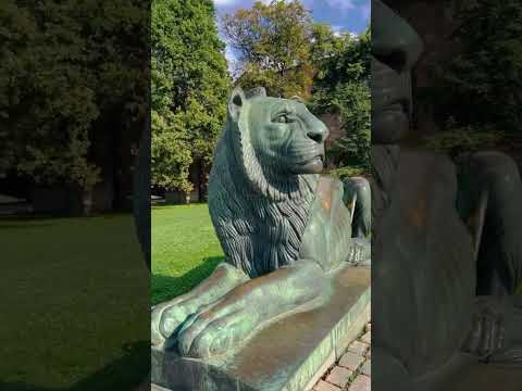 Video: Monument voor de onbekende soldaat beschrijving en foto - Bulgarije: Sofia