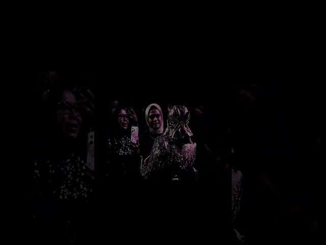 Aina Abdul - Semalam (A Night With Aina Abdul Live in Singapore) class=