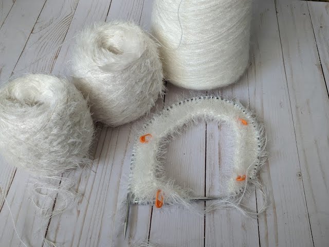 🧶🥢How to knit with Eyelash yarn to give that Angora Rabbit