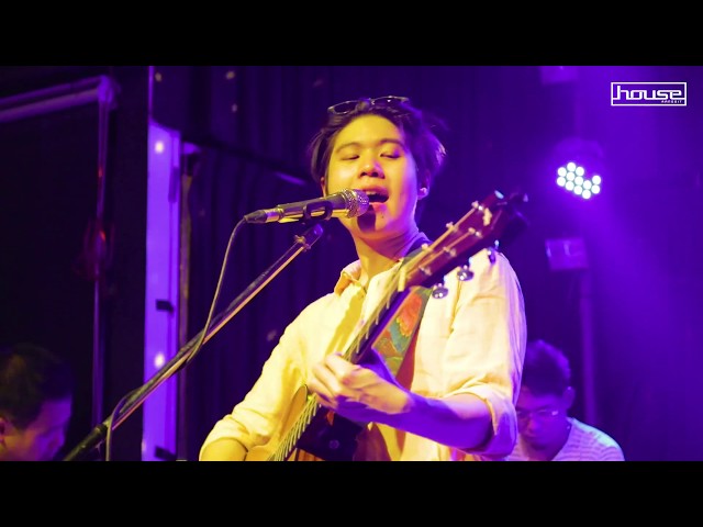 ทางของฝุ่น ( dust ) - Atom (live in House rangsit) class=