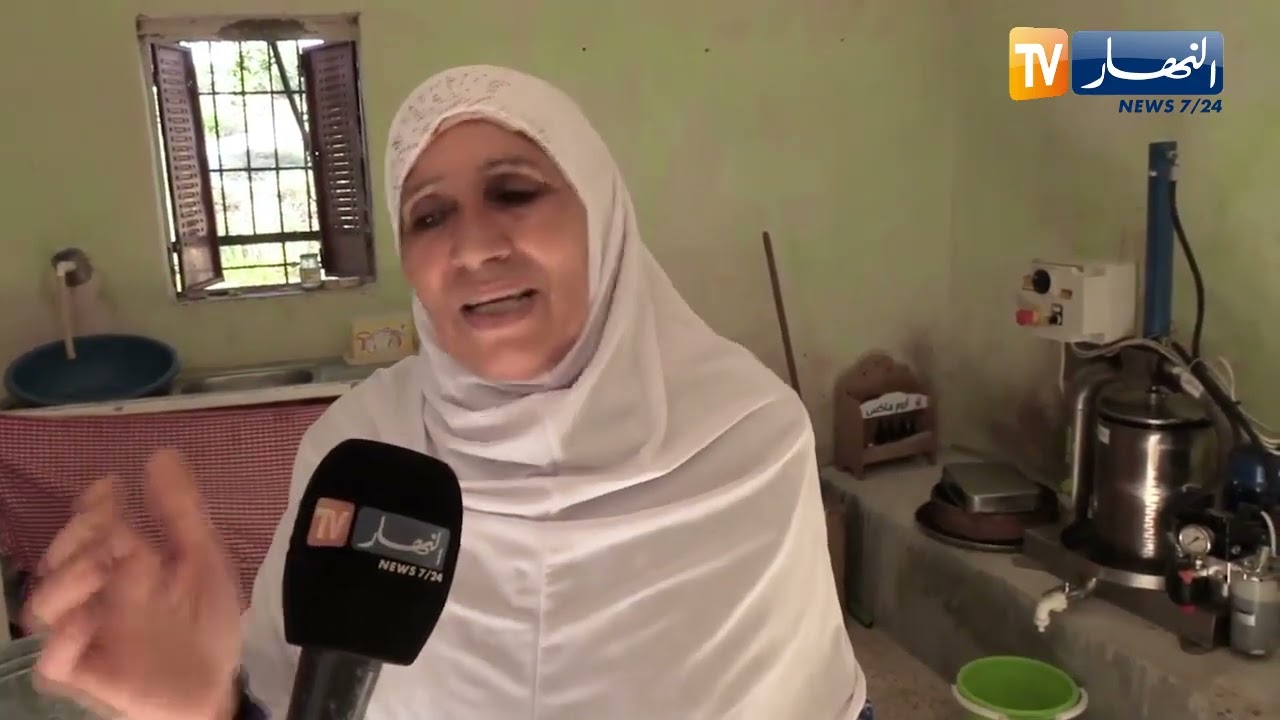 الطارف: نساء يكافحن في إستحضار زيت الضرو و يطمحن إلى تصديره خارج الوطن
