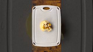 HOW TO: cut smoked gouda 🧀