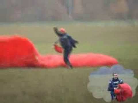 Video: Ar parašiutininkai naudojasi parašiutais?