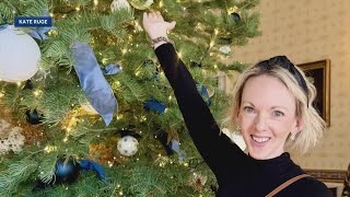 An interior designer from Ohio helps decorate the White House for the holidays