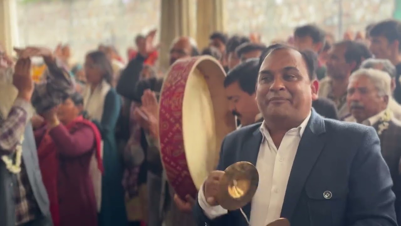 उठ मिल ले भरत भाईडा,हर आयो रे, उठ मिल ले ❤️🥹🎨।।Govind Dev Ji Holi Faag Bhajan 2026।।