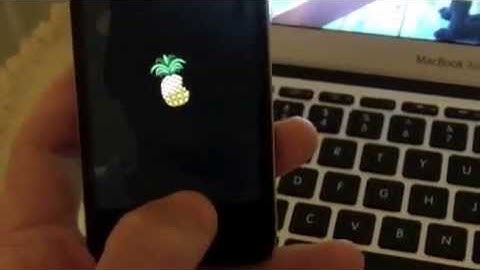 iPhone 4 (iOS 4.2.1) Untethered Boot EliteGeek91 Video 2