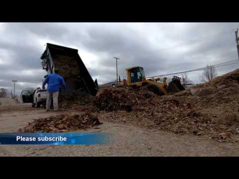 the-whole-crew-doing-a-clean-up-and-mulch-install.-quick-view.