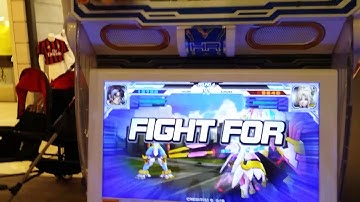 Hero of robots Versus GodJun Vs. Princee