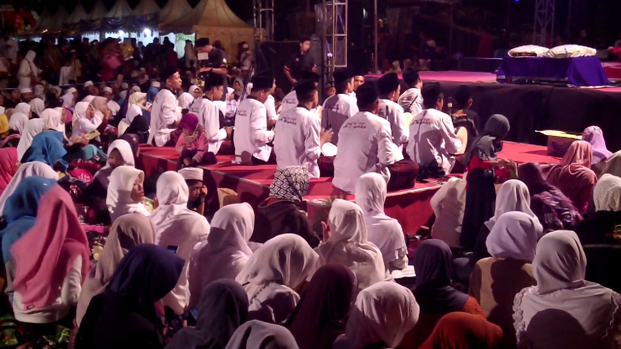 Gus SHon Al-Mughits @ Aloon-aloon Tulungagung 10-Maret-2017 (1/3)