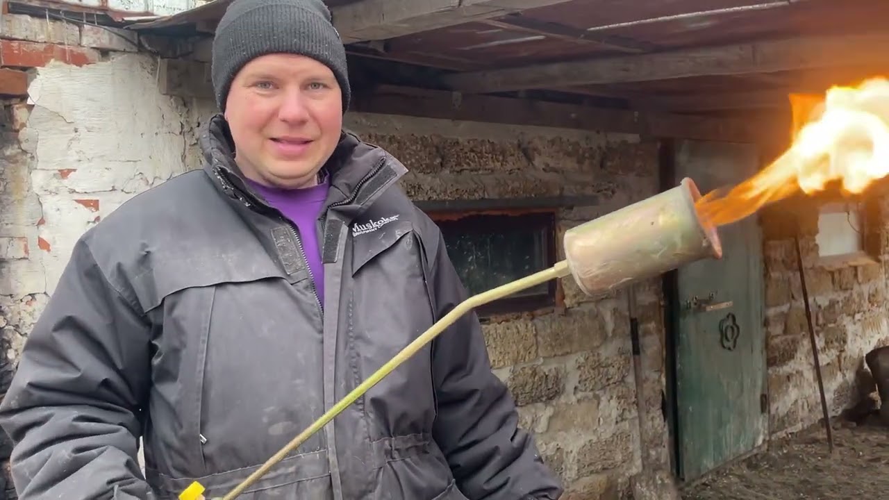 Кум Кидонув!!! Але нічого якось викрутилися!!! Як ми смалимо Свиню!