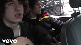 Video thumbnail of "The Kooks - Seaside"