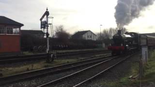 7802 Bradley manor arriving at Kidderminster 17th December 2016