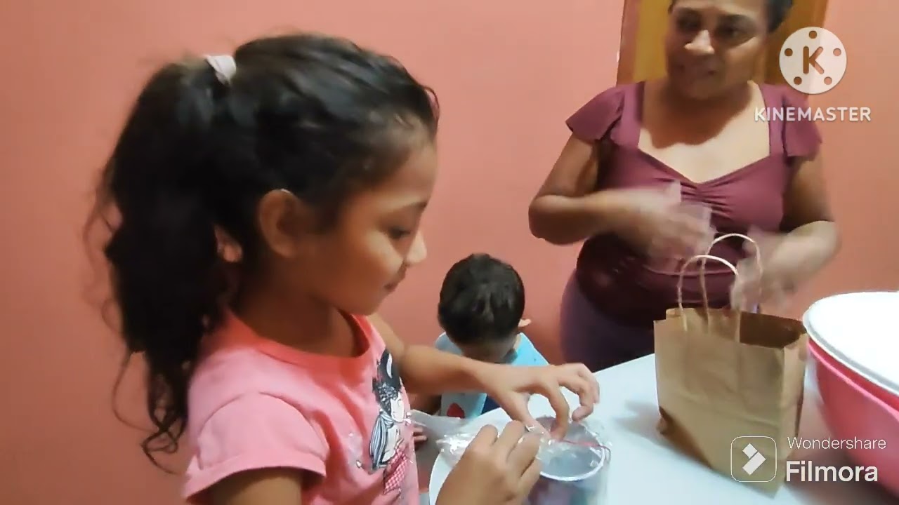 DEI UM PRESENTE INCRÍVEL PARA ELA! ela se emocionou .🥰💕