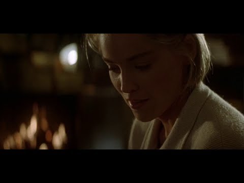 Sharon Stone playing golf - Sliver