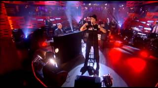 The Graham Norton Show  Annie Lennox (Full Steam live & Interview)