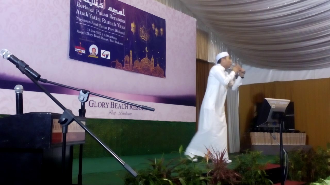 Viral! Kelakar. melatah ketika menyanyi.