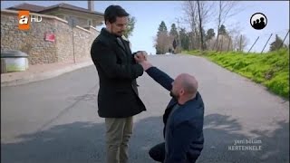 Kertenkele Hicabi Omuz Atan Adama Ders Veriyor