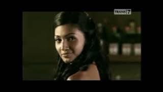 Download lagu Iklan Wismilak Diplomat - The Snake Bar Certain Every Moment (2008)