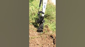 When should you use a RAKE RIDDLE BUCKET over a LAND RAKE? 🤔🔥#excavator #shorts #digger