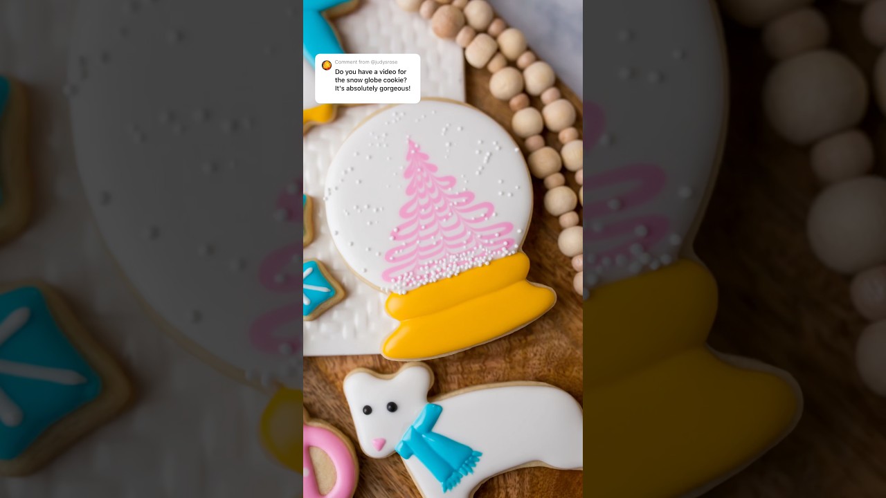 This snow globe is part of my January in-person Winter Cookie Decorating Class!