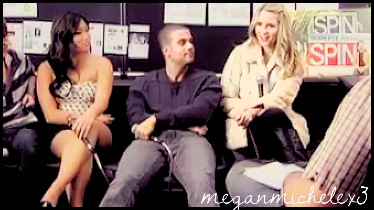 Mark Salling & Dianna Agron (Glee Cast)- Shy That Way