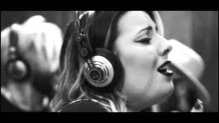 Ana Clara Acústico - Deus Está Aqui