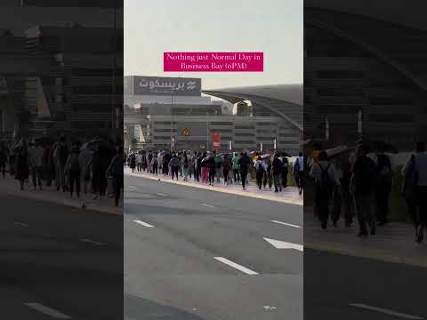 Dubai never stops ⚡️ #dubai #uaetravelguide #shortsfeed #shortsviral #bussinessbay #downtown #dxb