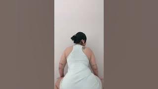 Tante gemoy montok goyang bokong #tante #tantegemoy #tantemontok #tantesemok #bokonggede