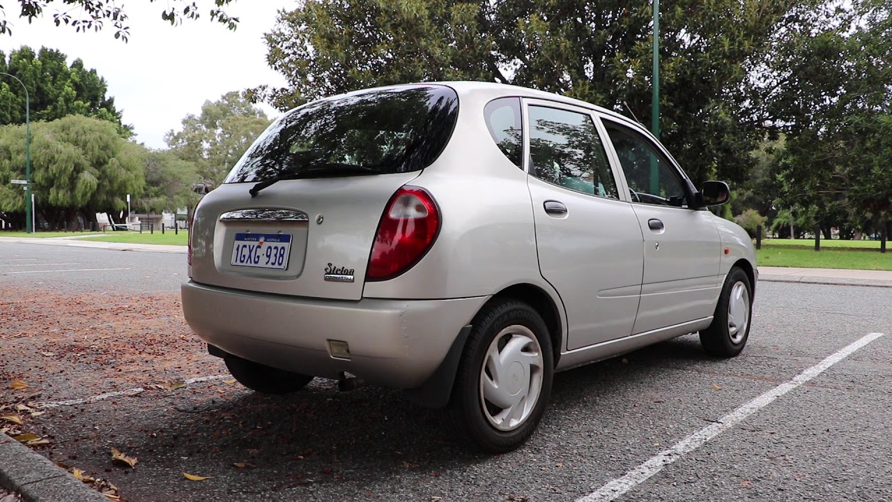 Daihatsu Sirion Exhaust And Revving Sound Youtube