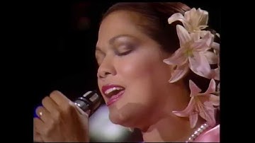 Ángela Carrasco "No Lo Cambio Por Nada"