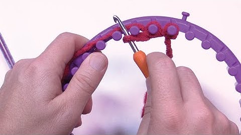 Beginners Loom Knit: Chain Cast On