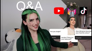 1 MILLION subscribers Q&A💚My first YouTube Video🎉