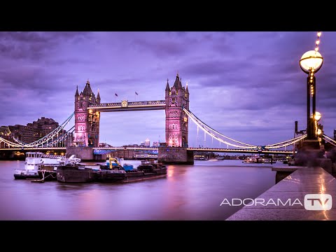 Low Light Photo Tips without a Full Sized Tripod: Take and Make Great Photography with Gavin Hoey