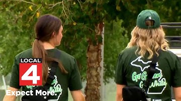 Michigan State University students move into dorms