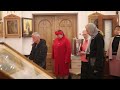 Пасхальная литургия в Преображенском храме в Репино. Чтение Евангелия.