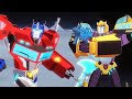 Bumblebee vs Optimus Prime! | Cyberverse | Transformers Official