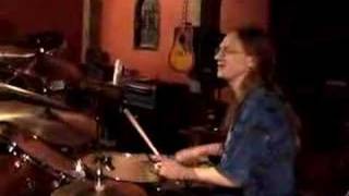 Tim Waterson explains WIPEOUT drumsolo and applys paraddles etc