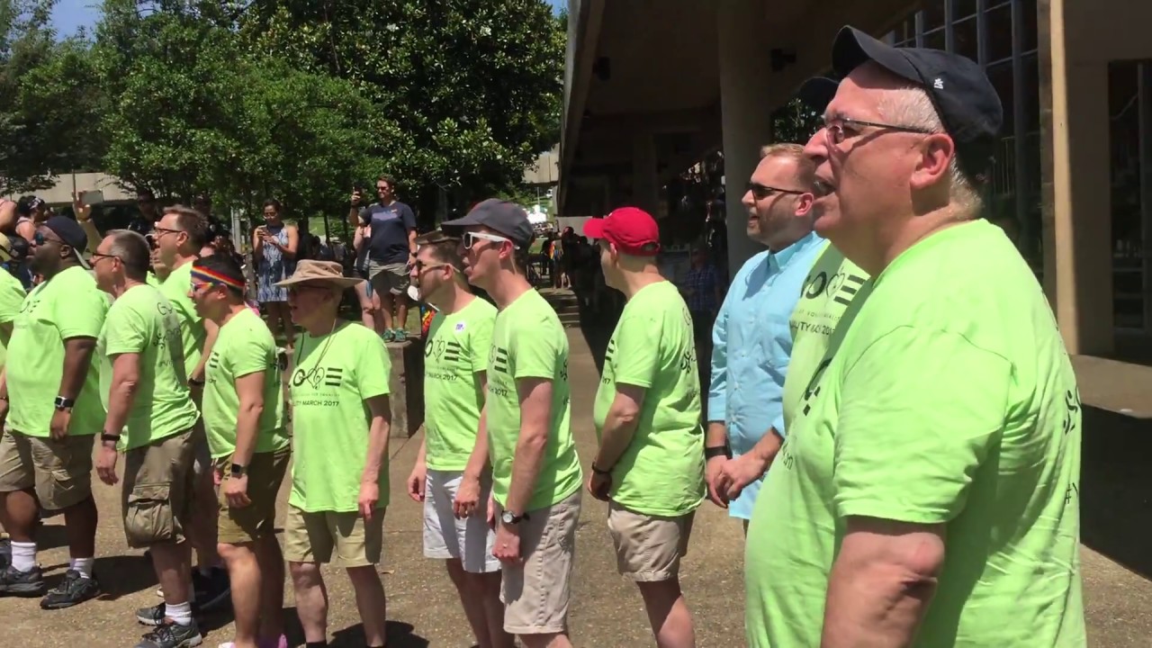 GMCW sings to drown out protesters at Knoxville Pride