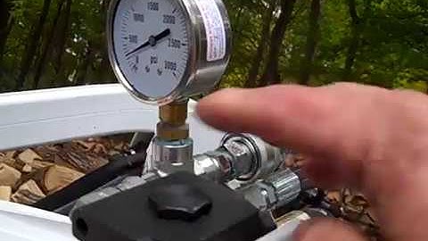 Using Hydraulic Diverter Valves on Compact Tractors Bobcat CT225