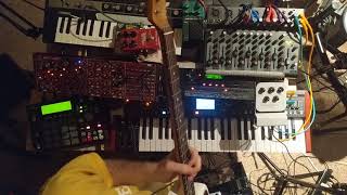 Hardware Synth Setup // Short Sketch, Looping Guitar with MPC1000